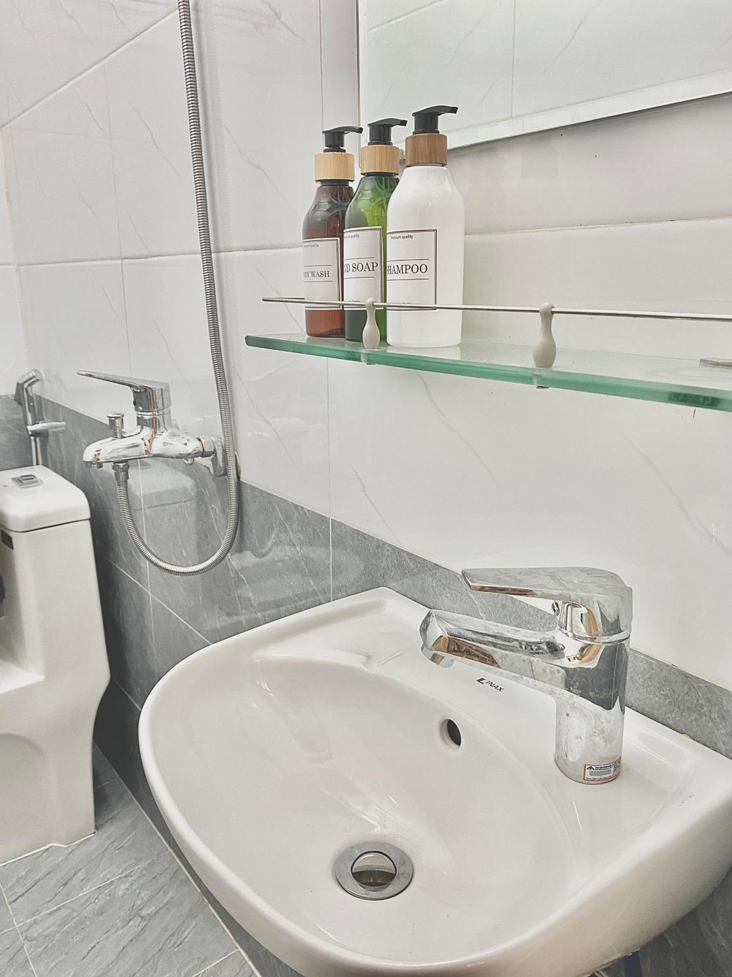 Hanoi Vibes Hostel Экстерьер фото