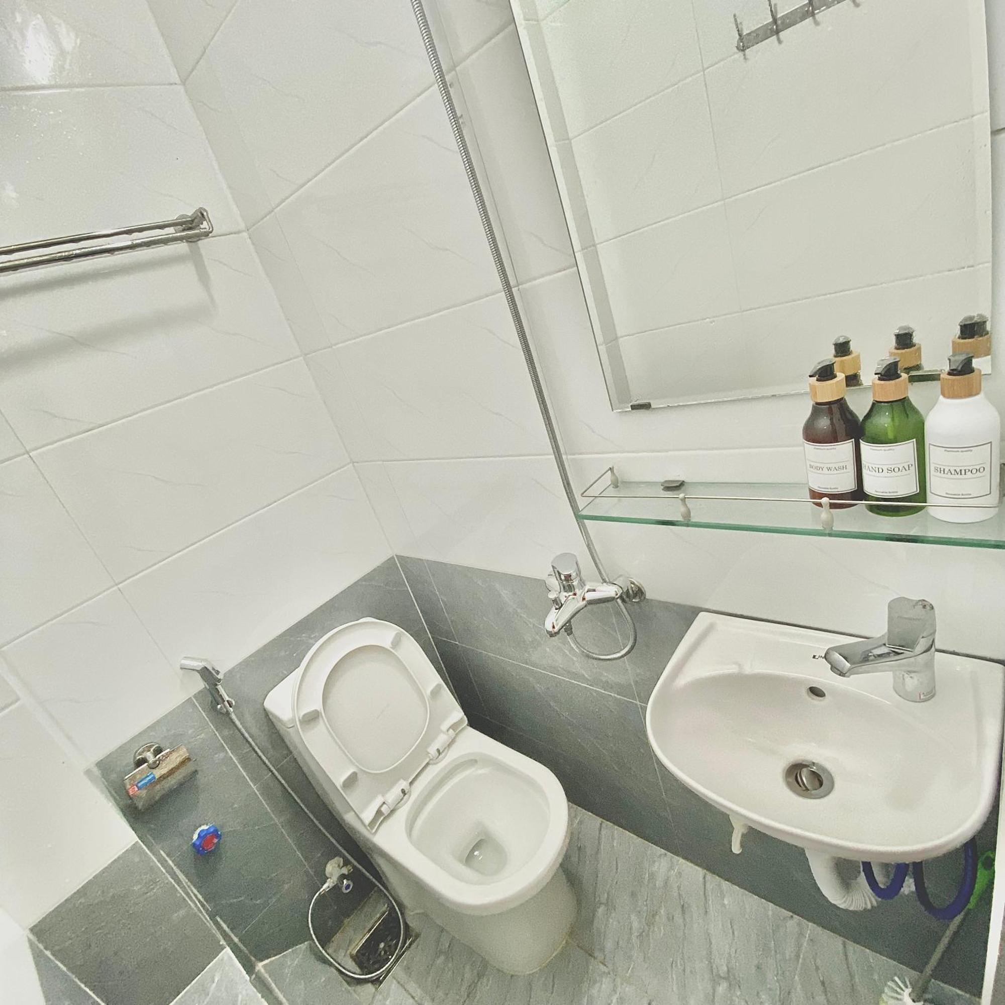 Hanoi Vibes Hostel Экстерьер фото